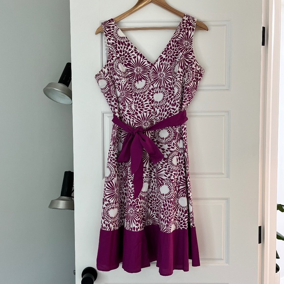 "Tradition" Cotton Sundress - Picture 1 of 7